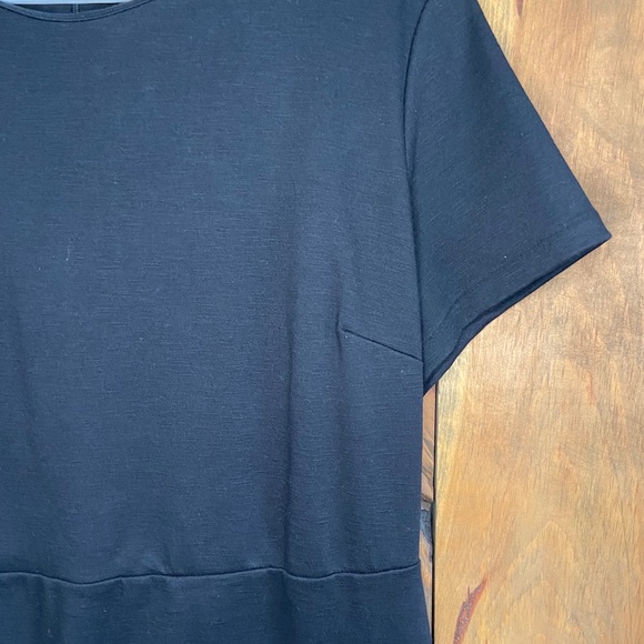 Ponte dress - Picture 2 of 5